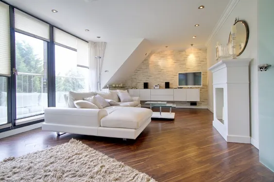 Möblierte Maisonettewohnung mit Balkonterrasse, Klimaanlage und Gästezimmer, PKW-Stellplatz möglich