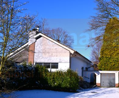 VERKAUFT *** Modernisiertes EFH mit Süd-Terrasse, Kamin & großzügigem Grundstück in Siek