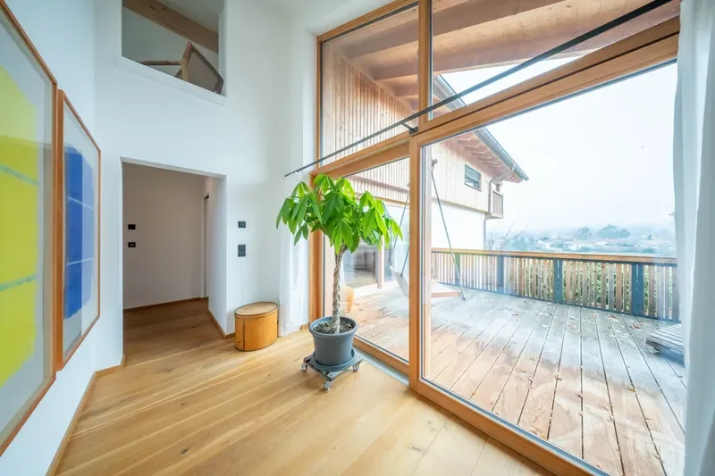 Obergeschoss Wohnung 2 - Wintergarten mit Blick Dachterrasse