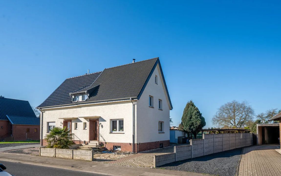 Wohnen, Wohlfühlen, Gestalten – Ihr Familientraum: Doppelhaushälfte mit großem Grundstück