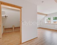 Zimmer mit Ankleide