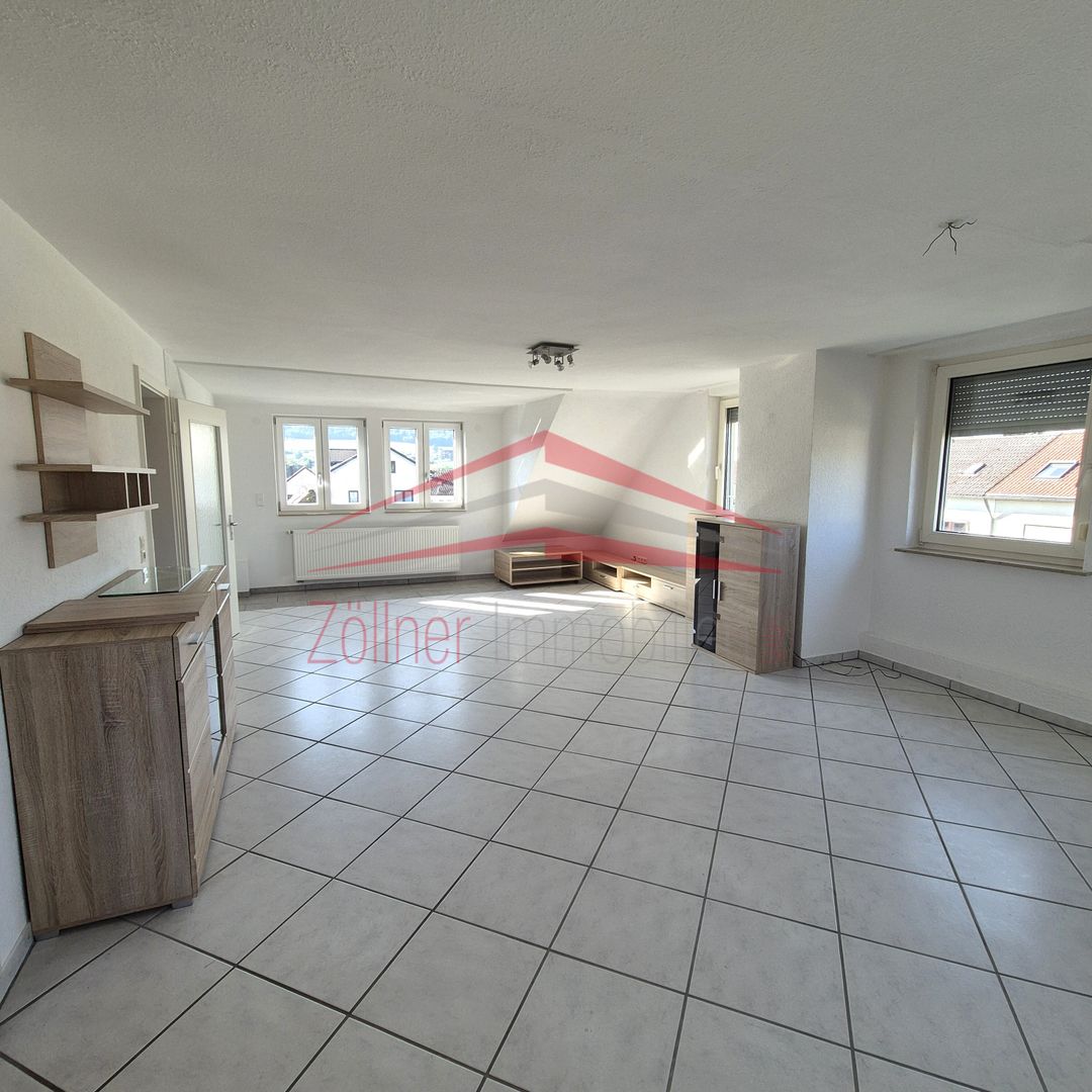 Helle 3-Zimmer-Wohnung in Aalen mit Einbauküche, Tageslichtbad und Stellplatz