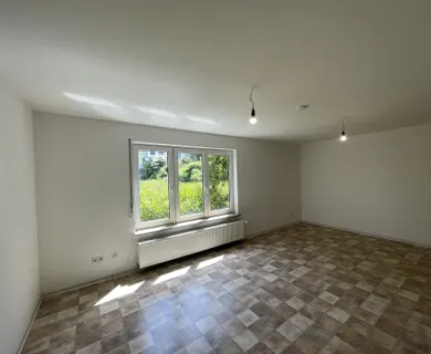 Helle Souterrainwohnung mit Garten - Photo 4