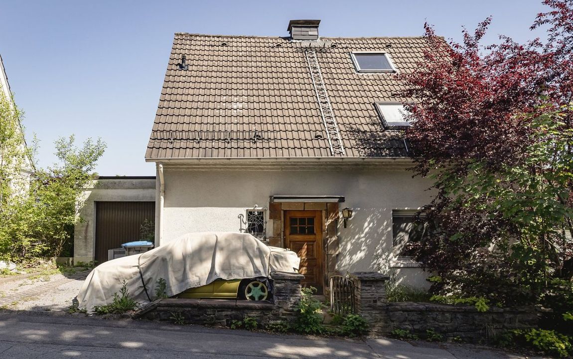 Handwerkerobjekt in Gevelsberg: Modernisierungsbedürftiges Einfamilienhaus mit großem Grundstück