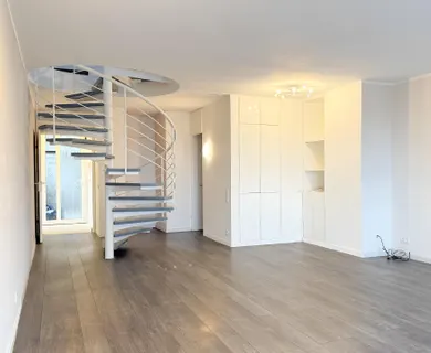 GUT GESCHNITTENE MAISONETTEWOHNUNG MIT DREI BALKONEN IN KR-FISCHELN ZU VERKAUFEN!