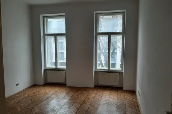 STILALTBAU/UNBEFRISTET/U3-NÄHE: 65 m2, 2 getrennte Zimmer, Einbauküche, Wannenbad, Gesamtmiete 799,--