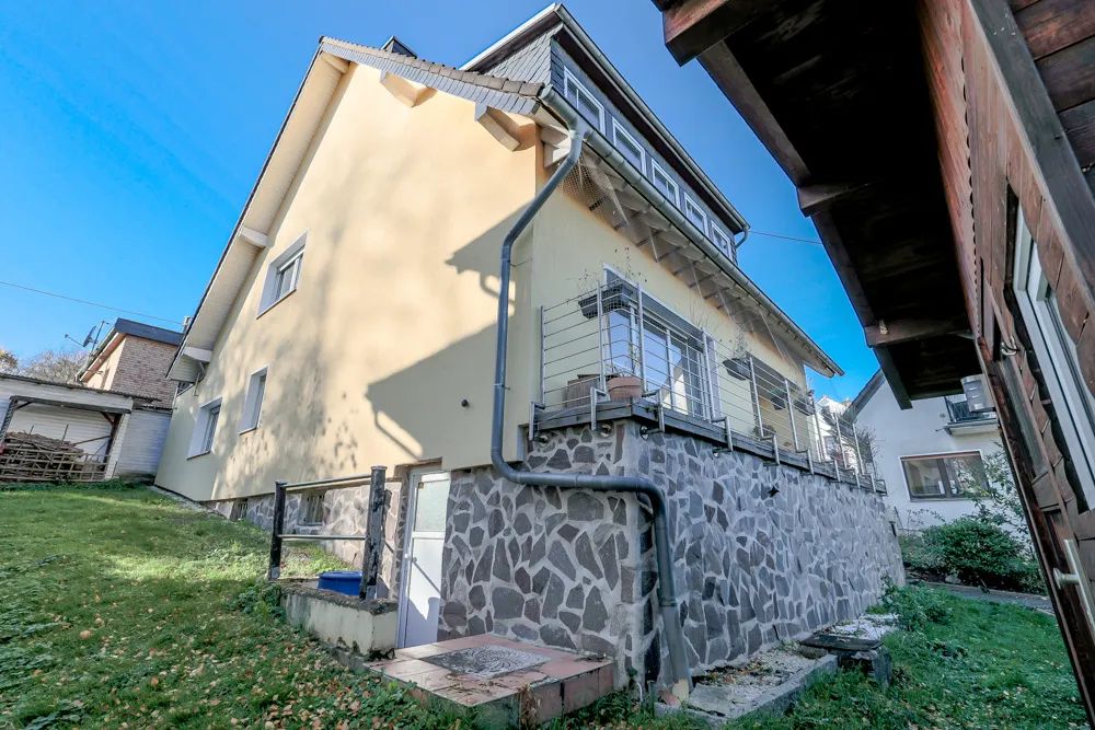 Ein- oder Zweifamilienhaus mit vielseitigen Nutzungsmöglichkeiten *provisionsfrei*