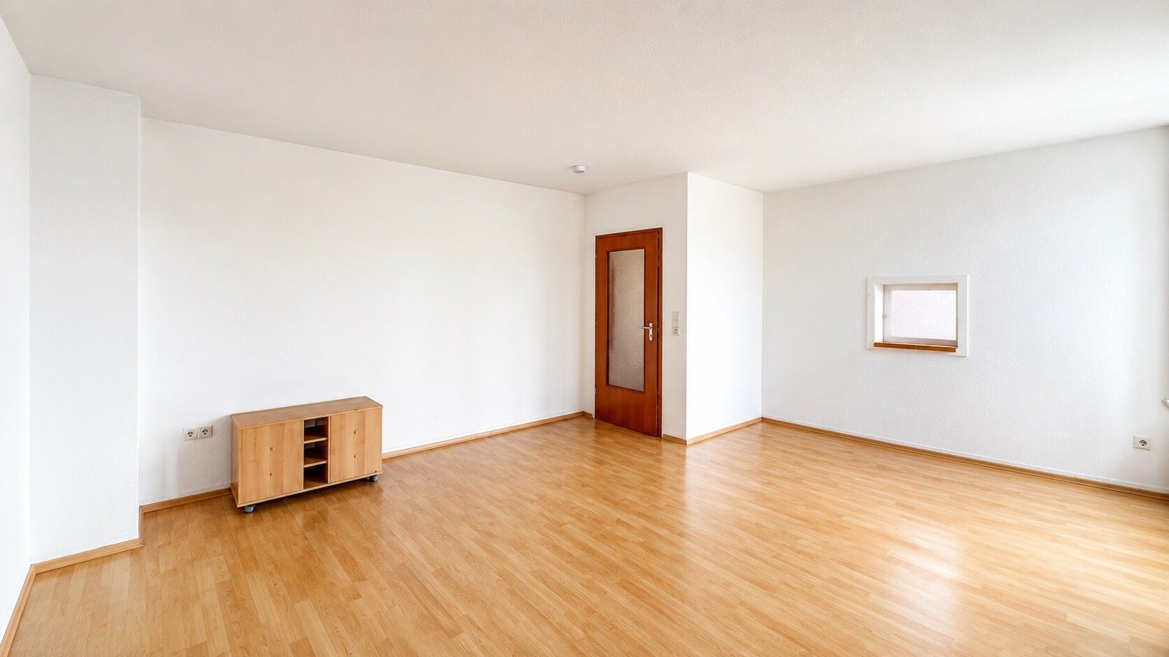 HELLE 2-ZIMMER-WOHNUNG MIT BALKON IN ZENTRALER KREFELDER LAGE ZU MIETEN!! - Foto 2