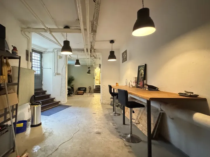 Gewerbe im Souterrain im Innenhof ! +Provisionsfrei+