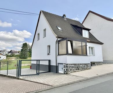 Ruhige Lage! Modernisiertes Einfamilienhaus mit Garten – Ideal für Kleinfamilien!