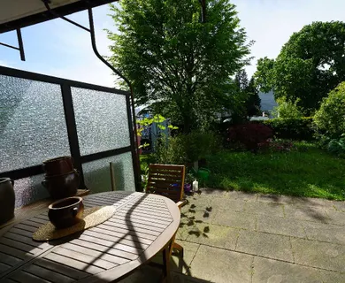 Wunderschöne 2-Zimmer-Wohnung mit Einbauküche und traumhaftem Garten in Ratingen-Ost - Photo 3