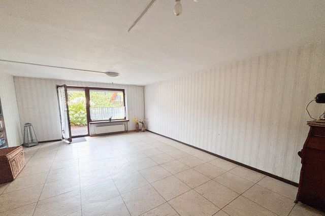 Wohnzimmer KG