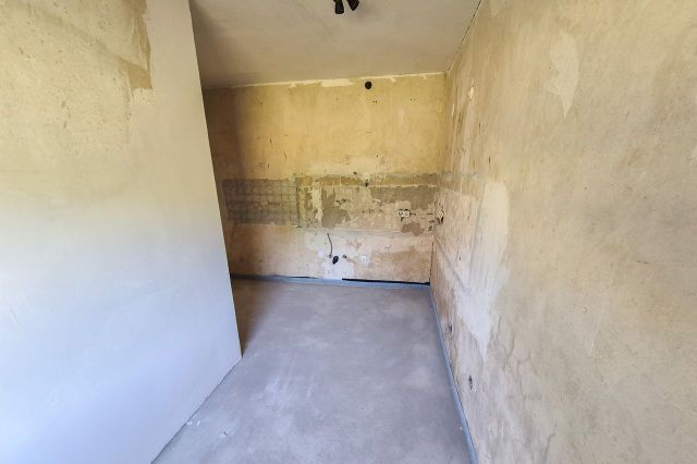 Küche - Wohnung links