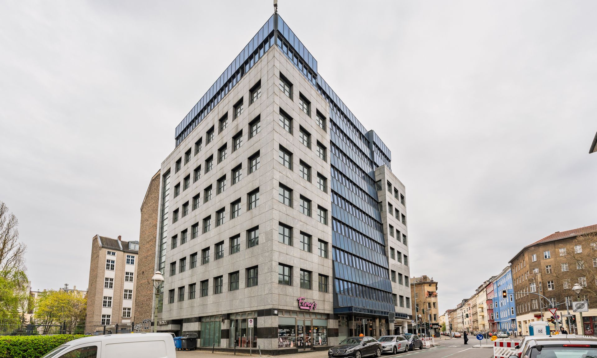 Flexible Büroetage in heller Arbeitsatmosphäre!