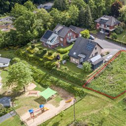 Voll erschlossenes Baugrundstück mit schöner Fernsicht!