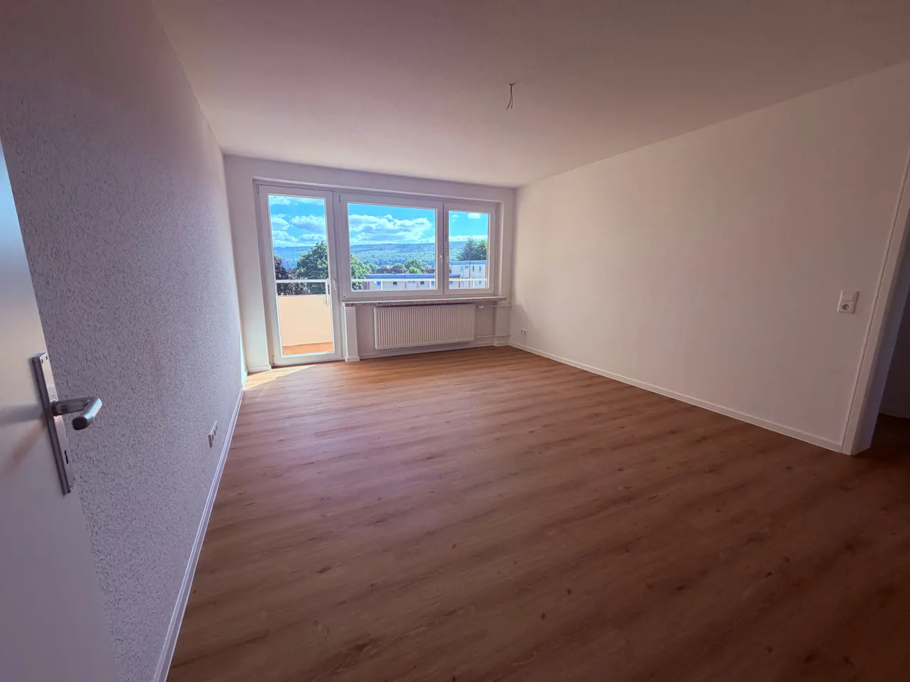 Sanierte 3-Zimmer-Wohnung mit Balkon in Barsinghausen – modernes Wohnen auf ca. 78 m² - Foto 3