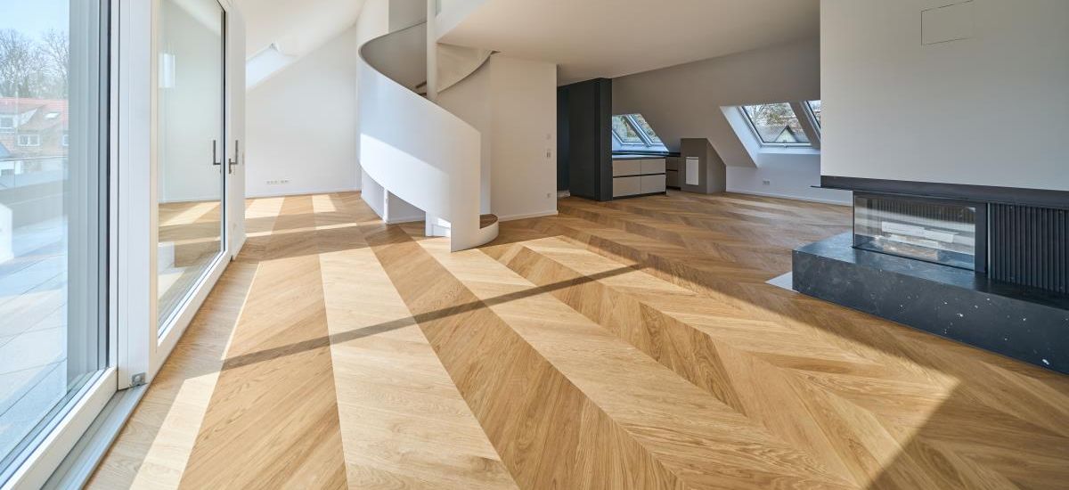 Exklusive Neubau-Maisonettewohnung mit Dachterrassen ggü. des Englischen Gartens.