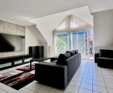 Stadtflair garantiert! 3-Zimmerwohnung mit sehr schönem Balkon in idealer Citylage!