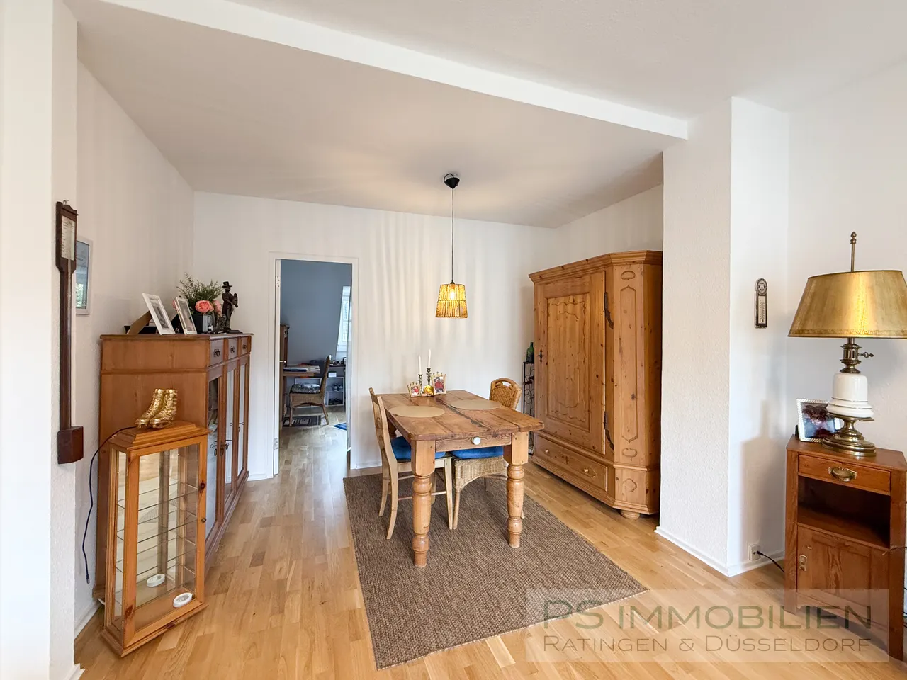 Charmante 3-Zimmer-Wohnung mit Balkon in ruhigem Mehrfamilienhaus - Photo 3