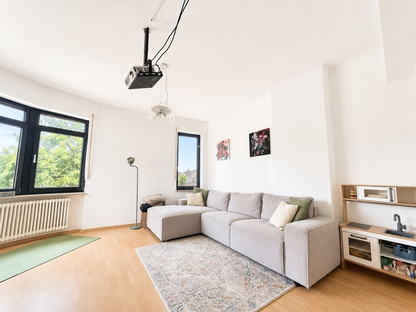 Charmante Altbauwohnung in Rheinlage von Krefeld-Uerdingen zu mieten! - Foto 1