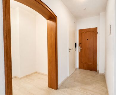 Rund 57 m² große 2-Zimmer-Wohnung mit Loggia, modernem Duschbad und Aufzug in Hagen-Eilpe - Foto 4