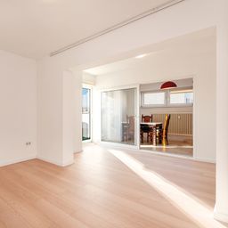 Charmante Dachgeschosswohnung mit sonniger Dachterrasse – kompakt & exklusiv!