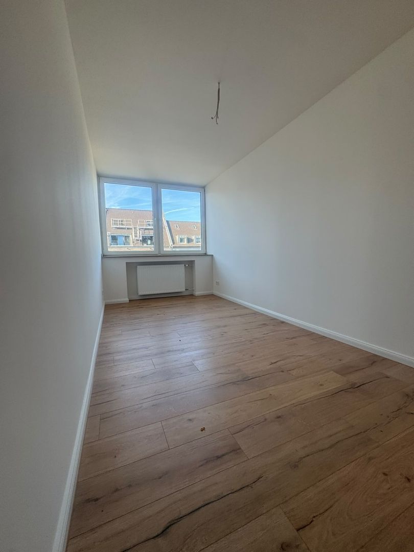 4- Zimmer Familienwohnung in zentraler Lage mit Balkon in Derendorf - Foto 1
