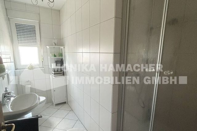 Bad mit Dusche