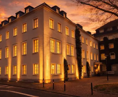 ATTRAKTIVE BÜROFLÄCHE IN KREFELD ZU MIETEN!