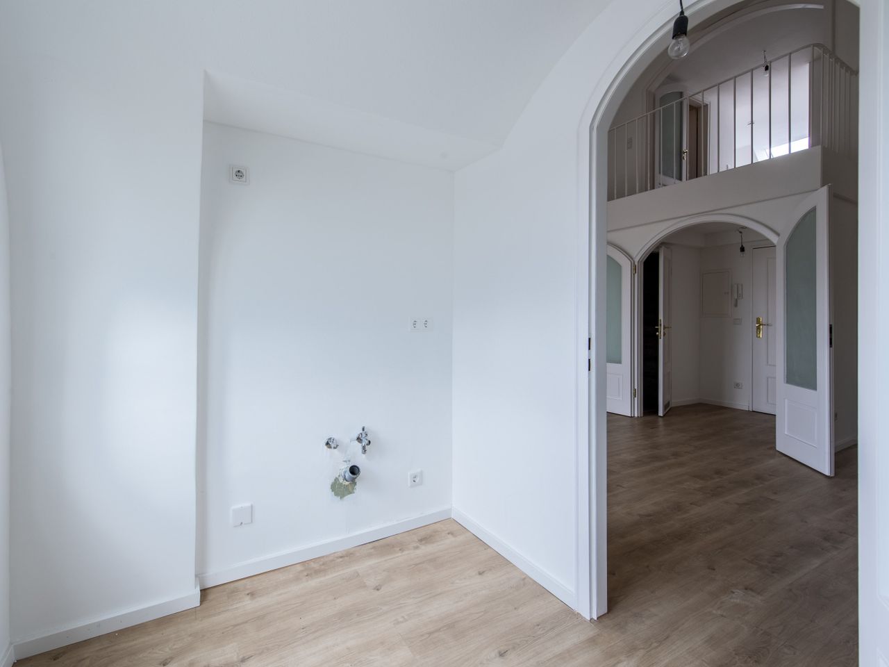 Wohnzimmer mit Kamin