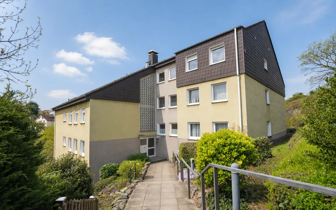 Großzügige ca. 89m² große 3-Zimmer-Wohnung mit Loggia in Südausrichtung auf Hagen-Emst