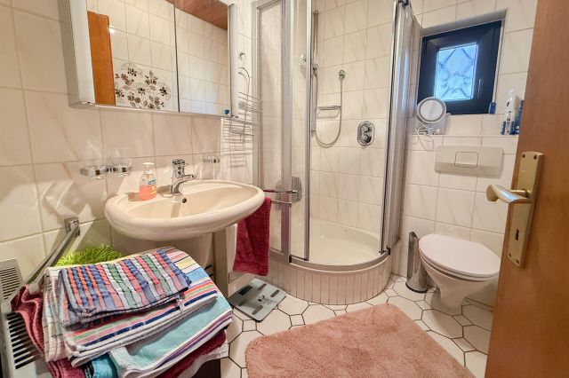 Badezimmer EG