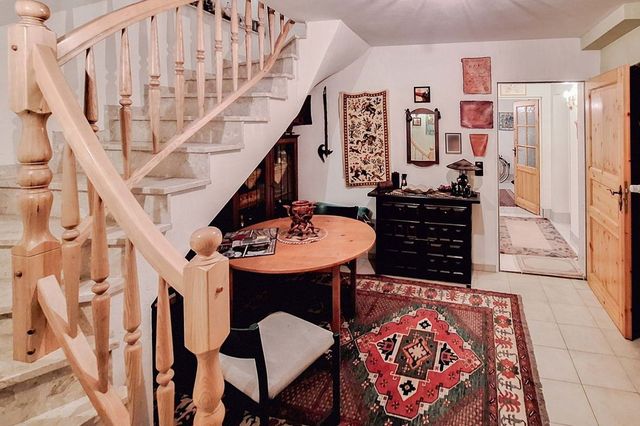 Treppe zum Erdgeschoss