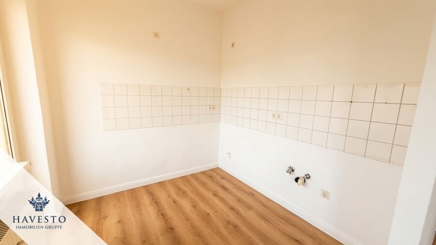 Neues Zuhause mit Wohlfühlfaktor: 2 Zimmer, Eckbadewanne, Grünblick - Foto 4