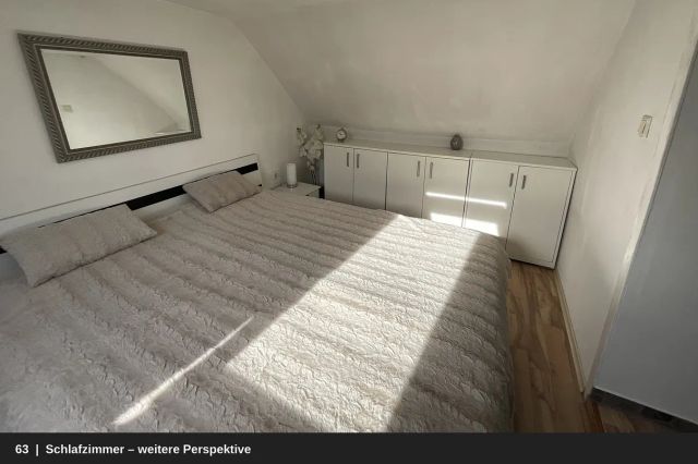 63_Schlafzimmer_weitere_Perspektive