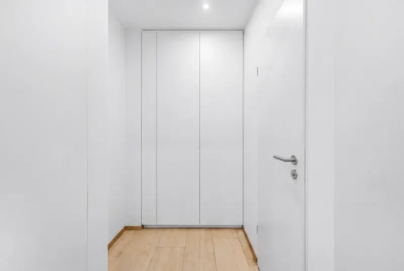 Garderobe - KI bearbeitet