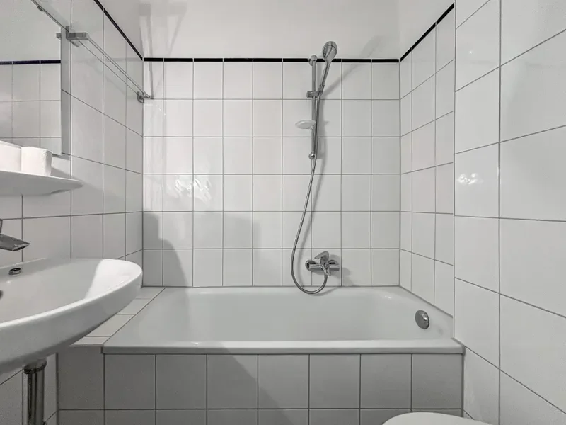 Badezimmer mit Badewanne