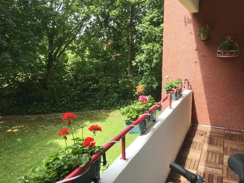 Grüne Wohnlage Vennhausen: Wirklich schöne 3 1/2 Zimmer Wohnung mit Loggia: Sofort beziehbar!