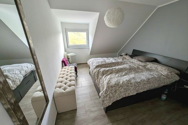 Schlafzimmer (OG)