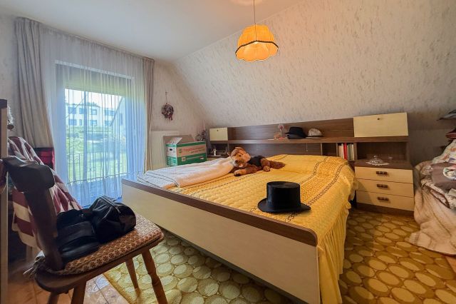Schlafzimmer DG