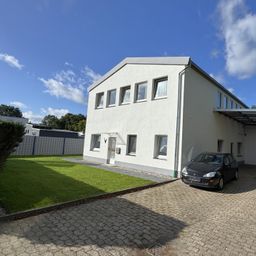 Von innen und von außen frisch renovierter Gewerbestandort – Ideale Anbindung