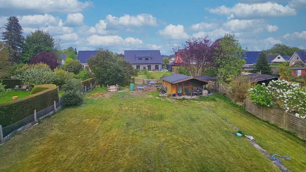 Blick von der Loggia in den Garten