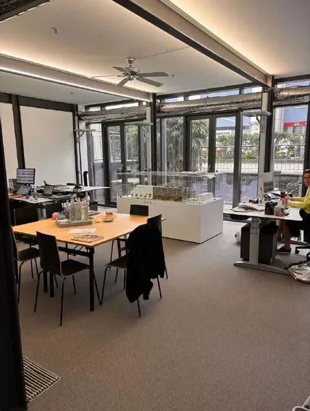 Büro Haus 326 EG