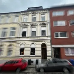 Wohnen mit Stil im Jugendstil! Wunderbare Erdgeschosswohnung in Top-Lage!