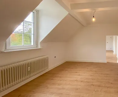 Wohnen zur Miete in einer Burg? 4-Zimmer Wohnung in der Burg Volperhausen! - Photo 4