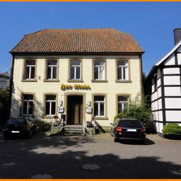 * 1 Jahr mietfrei * 
Büro, Praxis, Pflegeheim 
( ehem.Gaststätte mit Hotel)