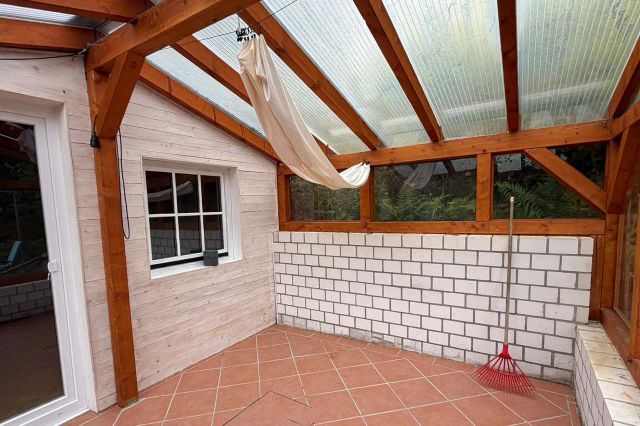 überdachte Terrasse