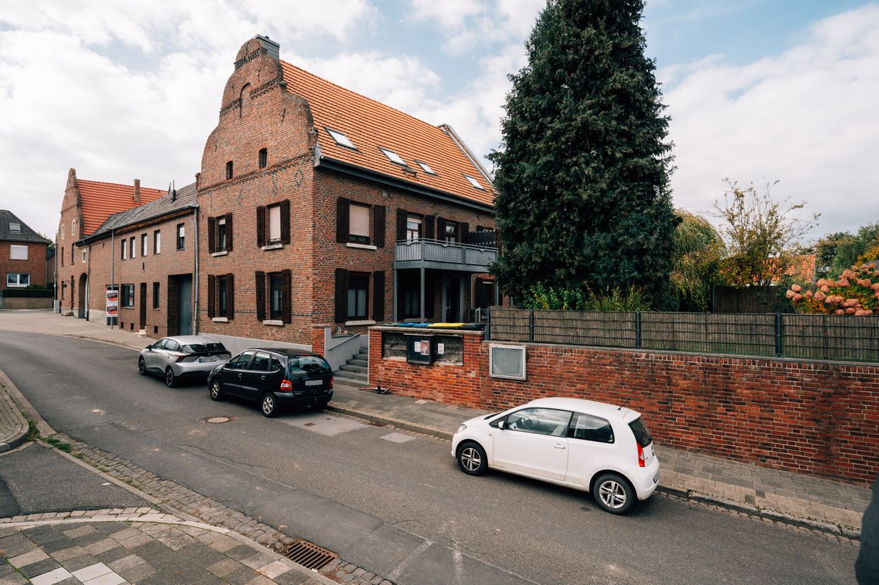 Historisches Mehrfamilienhaus mit ca. 271m² Wohnfläche und stabilen Mieteinnahmen + zzgl. Nutzfläche