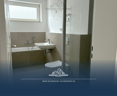 Helle 4-Zimmer-Wohnung mit Balkon und Garage in Langenhagen