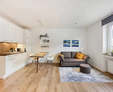 Vermietet, modernisiert, möbliert – Appartement in Düsseldorf-Pempelfort